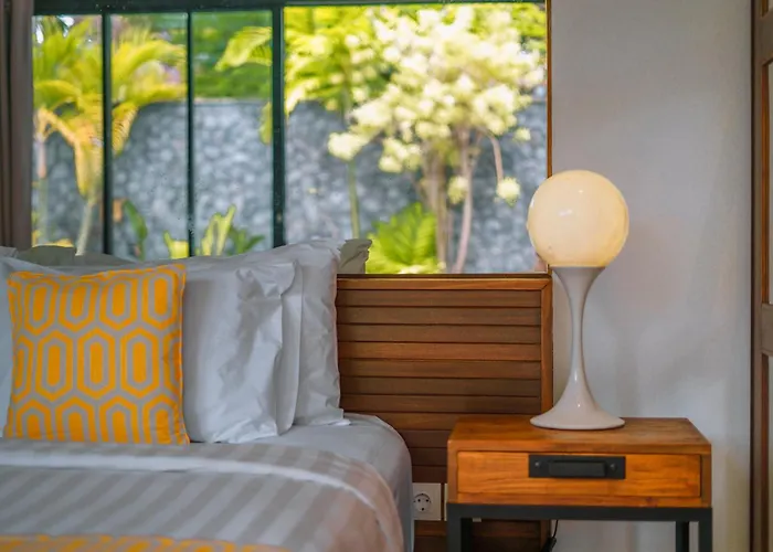 Yasmee : Cozy And Modern 2 Bedroom W/ Pool In ! *