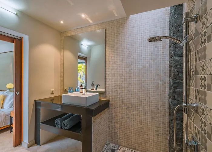 Yasmee : Cozy And Modern 2 Bedroom W/ Pool In ! Villa