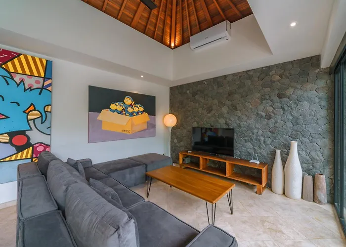 Villa Yasmee : Cozy And Modern 2 Bedroom W/ Pool In ! *