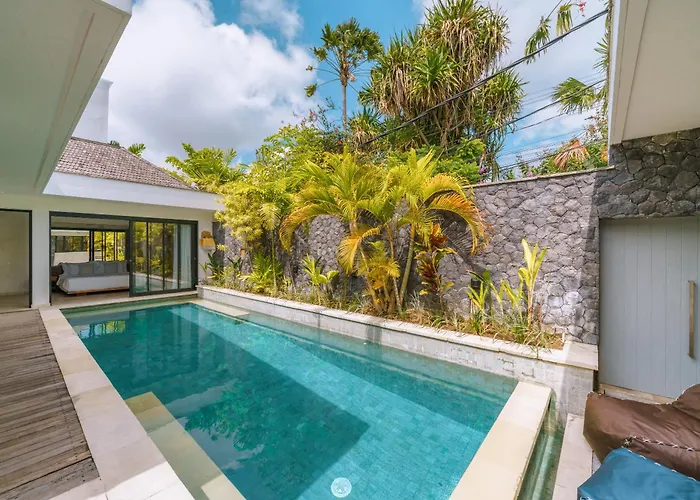 Yasmee : Cozy And Modern 2 Bedroom W/ Pool In !